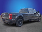 2022 Ford F-350SD Lariat