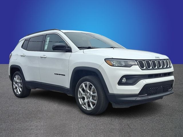 2023 Jeep Compass Latitude Lux