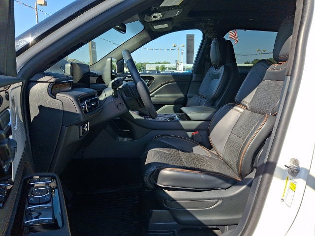 2025 Lincoln Aviator Black Label