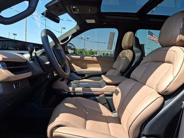 2025 Lincoln Navigator L Black Label