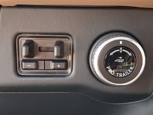 2025 Lincoln Navigator L Black Label