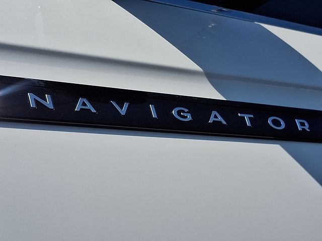 2025 Lincoln Navigator L Black Label