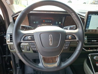 2022 Lincoln Navigator L Black Label