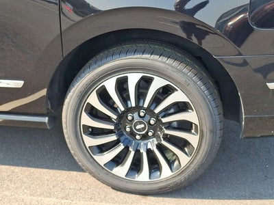 2022 Lincoln Navigator L Black Label