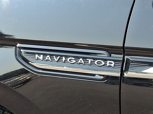 2022 Lincoln Navigator L Black Label