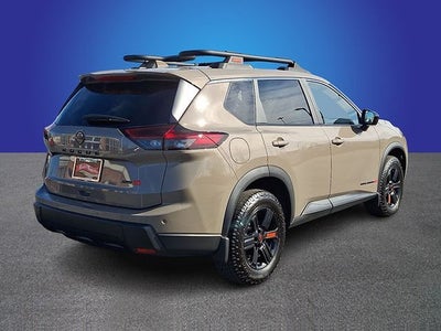 2025 Nissan Rogue Rock Creek