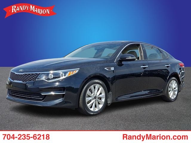 2017 Kia Optima EX AT's photo