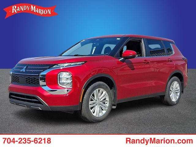 2023 Mitsubishi Outlander ES 2WD's photo