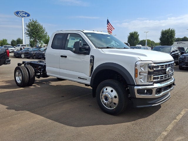 2027 Ford F-450SD XLT DRW