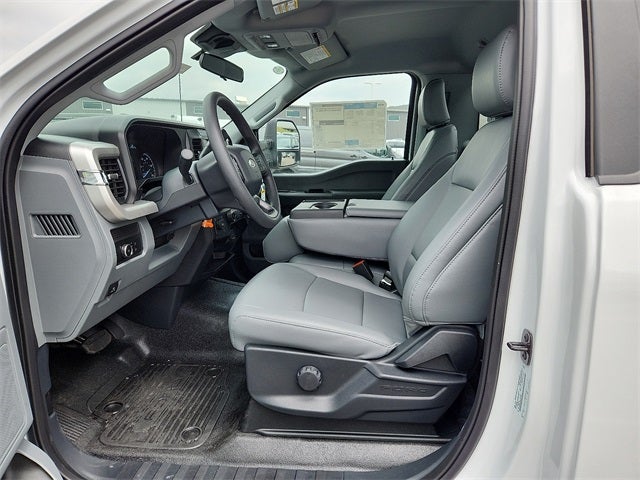 2025 Ford F-550SD XL DRW