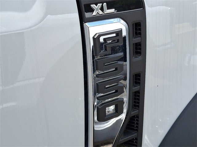 2025 Ford F-550SD XL DRW
