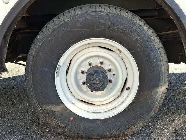 2022 Ford E-350SD Base Cutaway