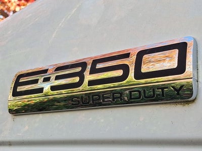 2022 Ford E-350SD Base Cutaway