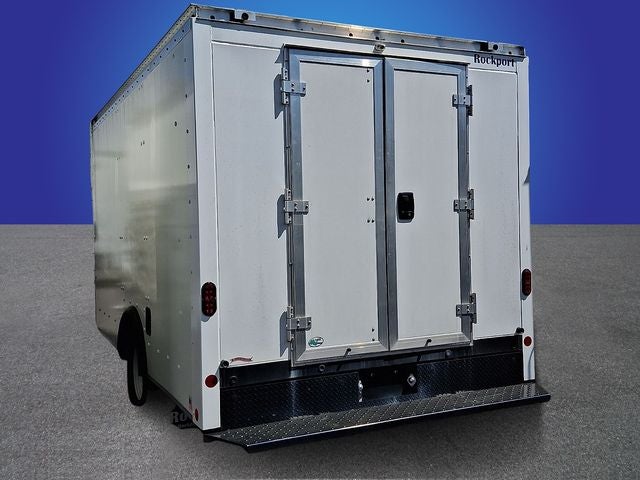 2021 Ford E-350SD Base Cutaway