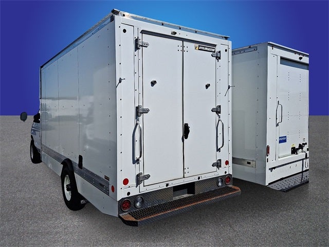 2021 Ford E-350SD Base Cutaway
