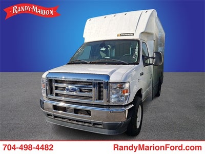 2022 Ford E-350SD Base Cutaway