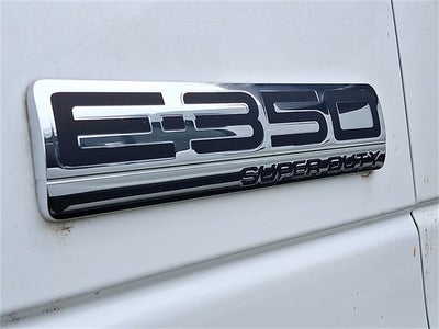2022 Ford E-350SD Base Cutaway