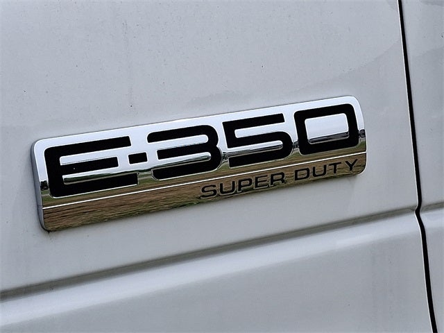 2024 Ford E-350SD Base Cutaway