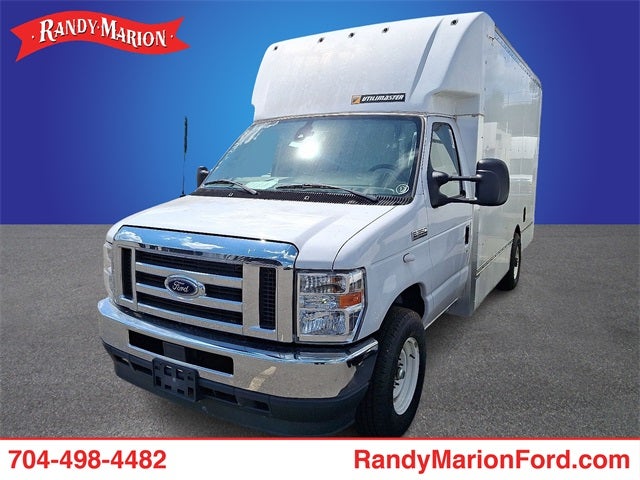 2022 Ford E-350SD Base Cutaway