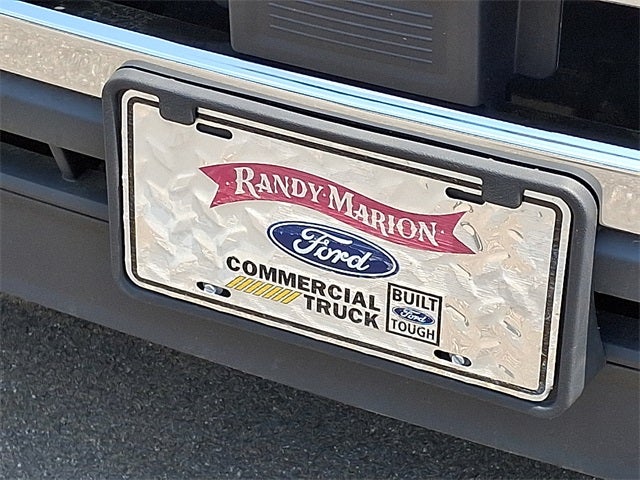 2022 Ford E-350SD Base Cutaway