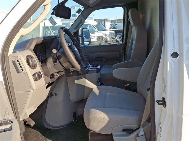 2024 Ford E-350SD Base Cutaway