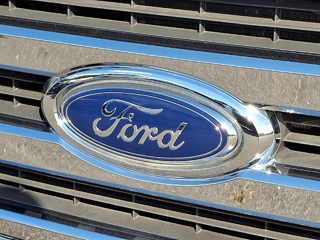 2024 Ford E-350SD Base Cutaway