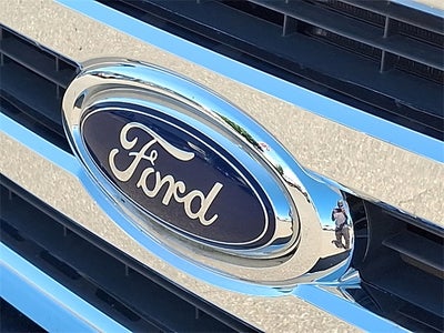 2021 Ford E-350SD Base Cutaway