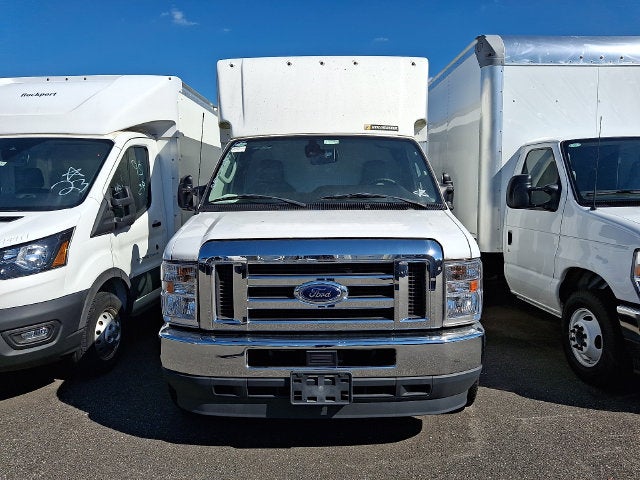 2024 Ford E-350SD Base Cutaway
