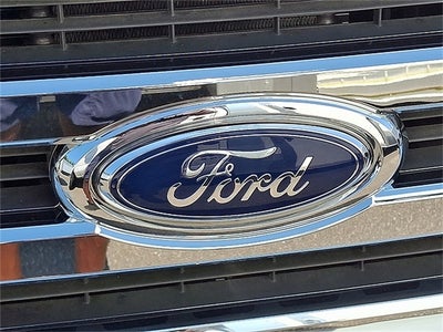 2024 Ford E-350SD Base Cutaway