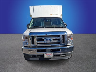 2022 Ford E-350SD Base Cutaway