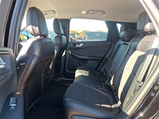 2025 Ford Escape Plug-In Hybrid Base