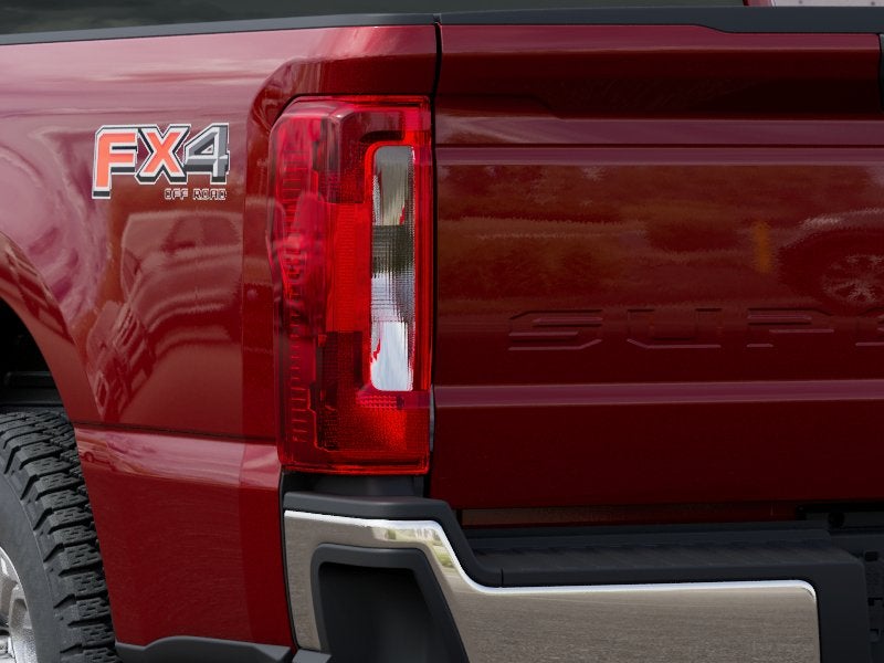 2027 Ford F-350SD F-350® XLT