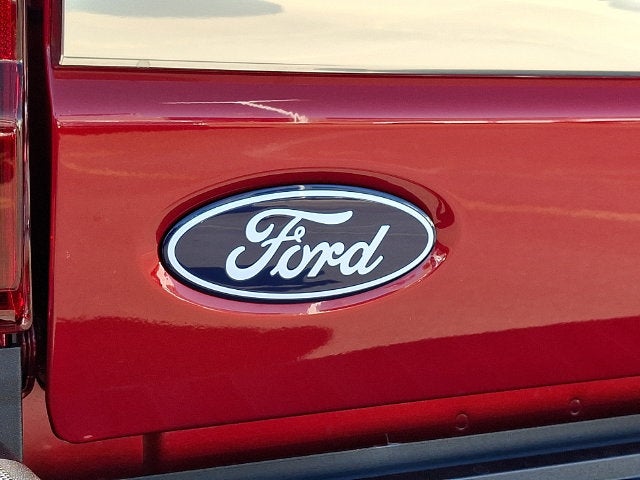 2027 Ford F-350SD Platinum