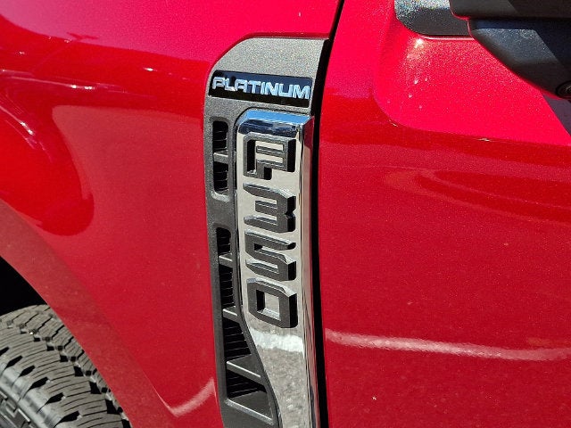 2027 Ford F-350SD Platinum