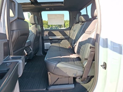 2027 Ford F-350SD Platinum
