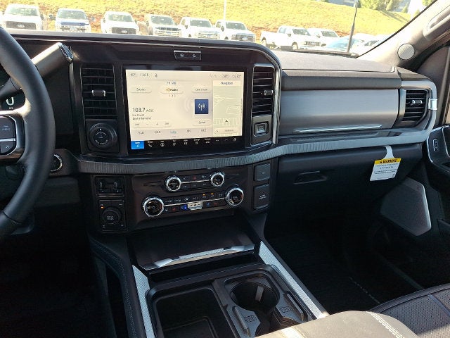 2027 Ford F-350SD Platinum
