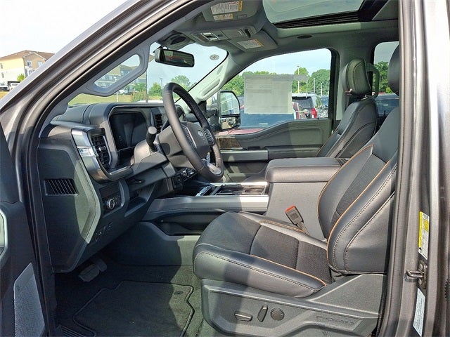 2025 Ford F-350SD Lariat