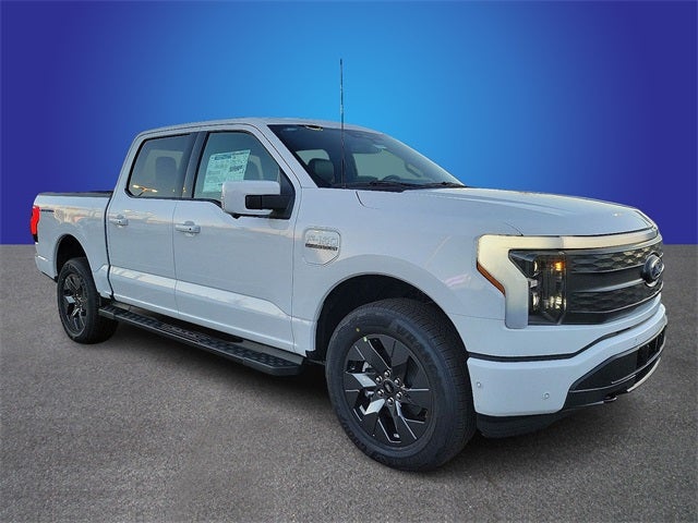 2023 Ford F-150 Lightning LARIAT