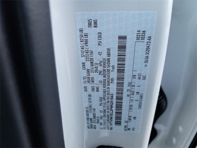 2023 Ford F-150 Lightning LARIAT