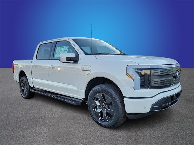 2023 Ford F-150 Lightning LARIAT