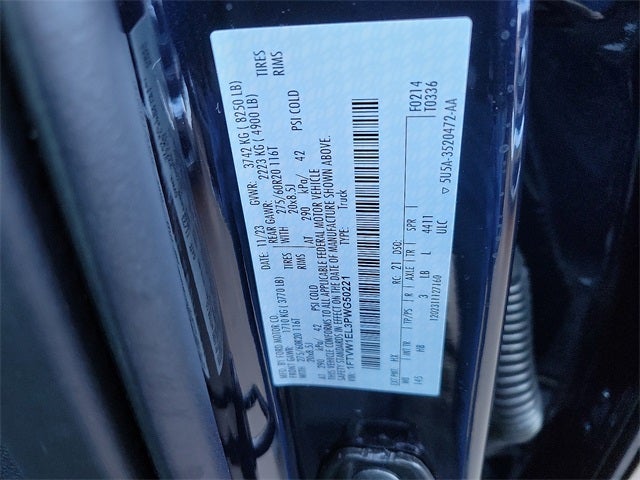 2023 Ford F-150 Lightning LARIAT