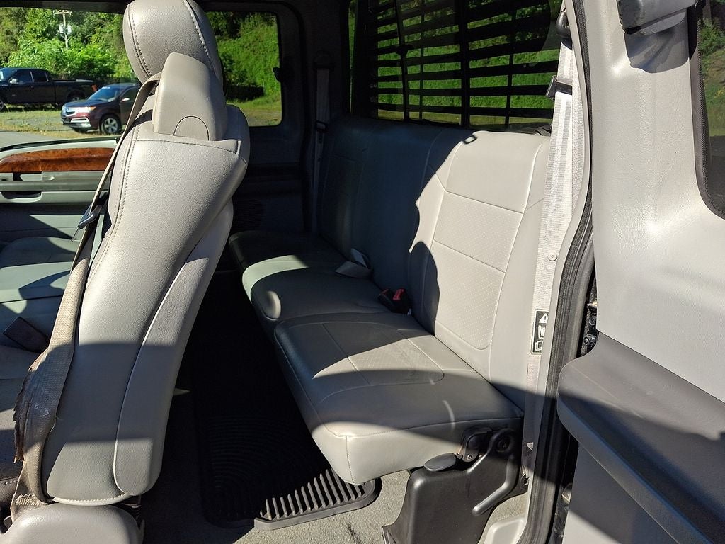 2002 Ford F-350SD 162 WB