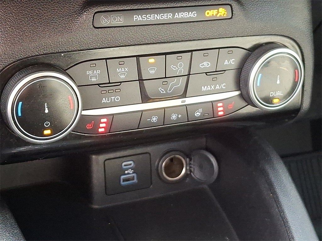 2022 Ford Escape SE Hybrid