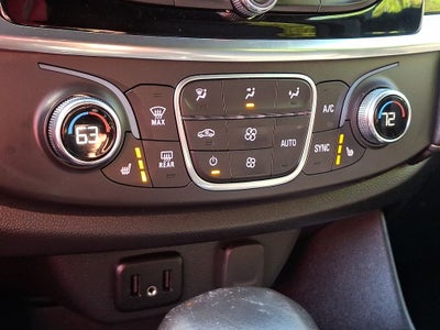 2022 Chevrolet Traverse LT Leather