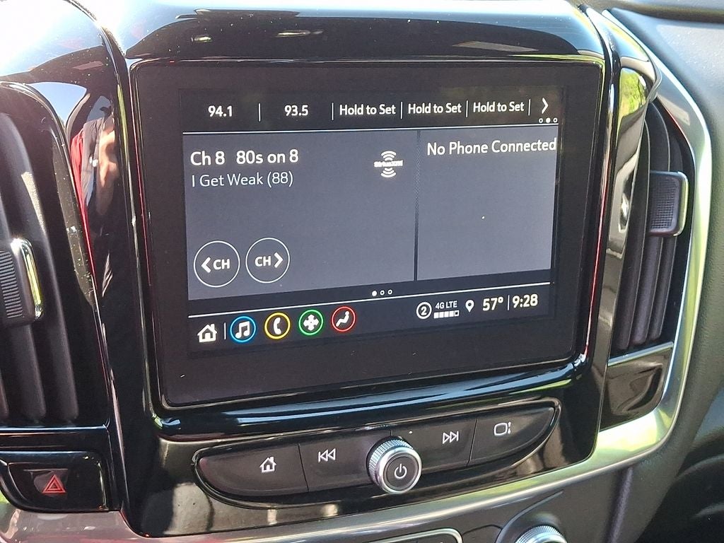 2022 Chevrolet Traverse LT Leather