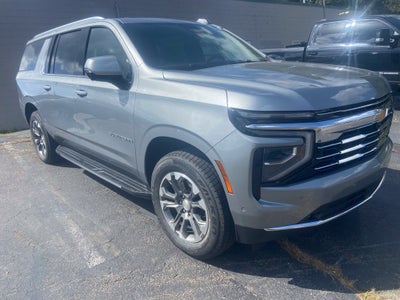 2025 Chevrolet Suburban LT
