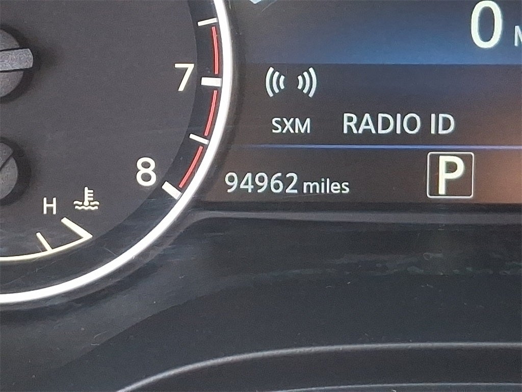 2017 Nissan Maxima SR