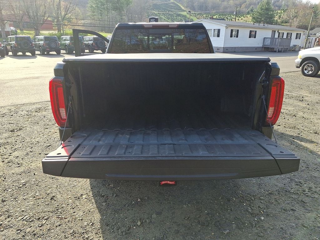 2022 GMC Sierra 1500 SLT