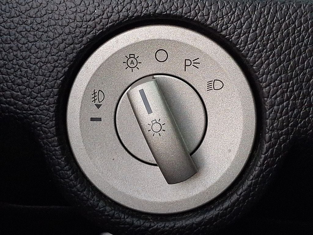 2009 Lincoln Navigator Base