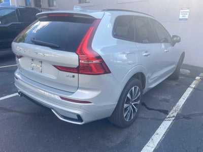 2023 Volvo XC60 B5 Plus Dark Theme